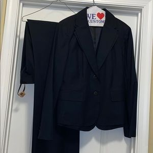 Ladies 2pc pantsuit